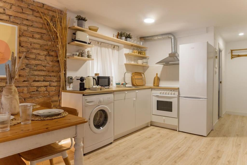 Piso Picasso Apartment Granada Bagian luar foto